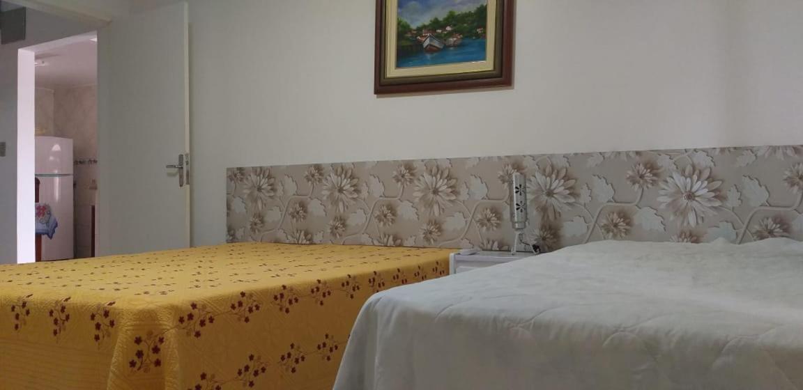 Casa 02 Dorm Na Rua Salmao Villa Bombinhas Kültér fotó