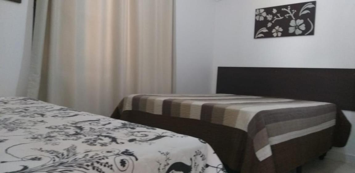 Casa 02 Dorm Na Rua Salmao Villa Bombinhas Kültér fotó
